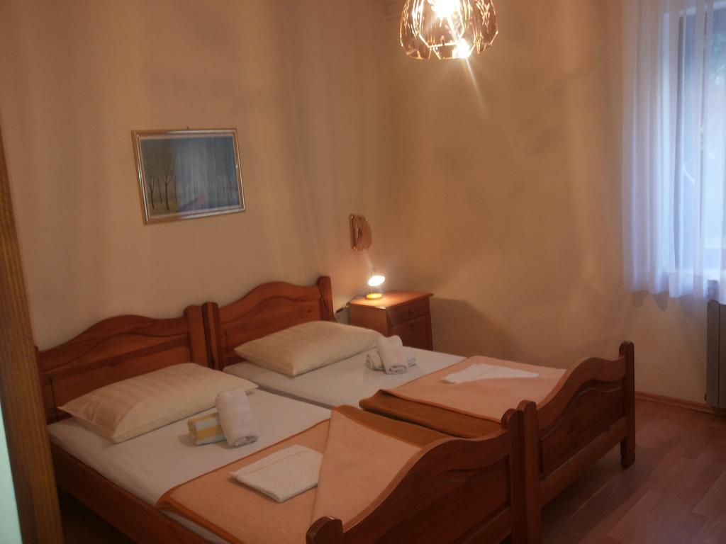 Bed & Breakfast באניולה חדר תמונה